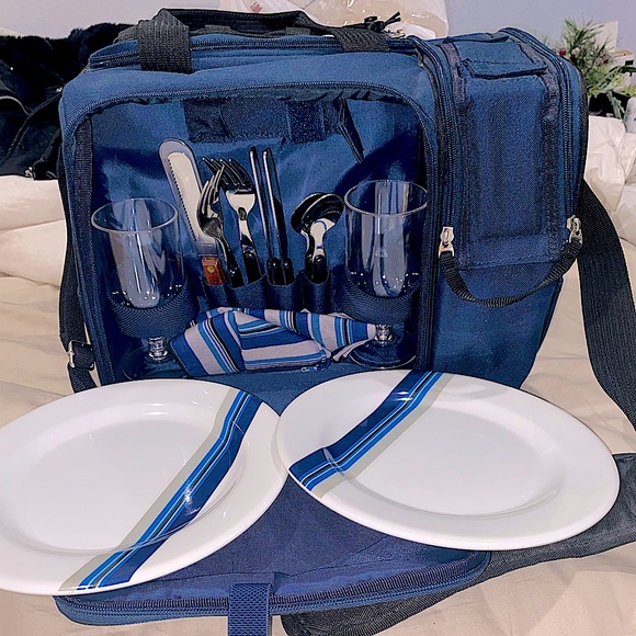 🌸💦 🧺 WaterProof Picnic Time Malibu Insulated Picnic Cooler 🧺💦🌸 - Picture 1 of 16
